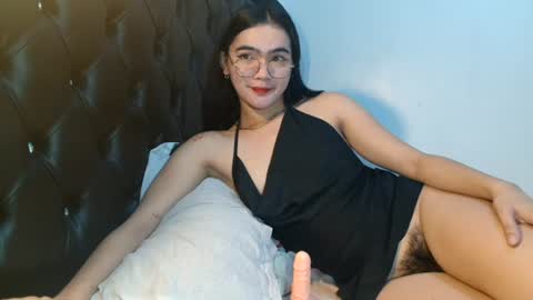 akamamiki25 online show from June 2026 11:24:02 AM