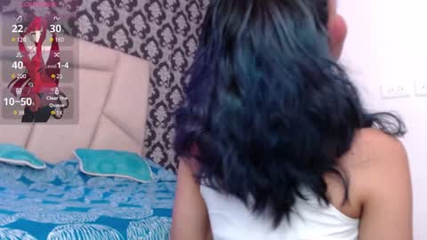 Snapshot of akane_uwu chatting on December 2024 12:51:02 PM A K A N E U W U online show from December 2024 12:51:02 PM