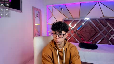 Snapshot of akazaboy chatting on January 2025 04:36:01 AM akazaboy online show from January 2025 04:36:01 AM