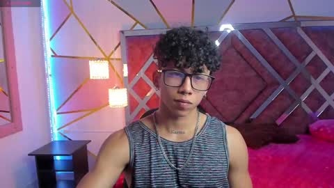 Snapshot of akazaboy chatting on January 2025 04:21:01 AM akazaboy online show from January 2025 04:21:01 AM