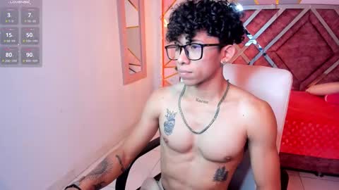 Snapshot of akazaboy chatting on March 2025 05:17:02 AM akazaboy online show from March 2025 05:17:02 AM