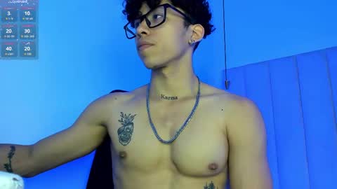 Snapshot of akazaboy chatting on March 2025 12:09:02 PM akazaboy online show from March 2025 12:09:02 PM