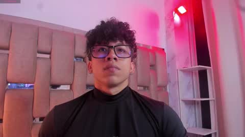 Snapshot of akazaboy chatting on November 2025 05:50:02 AM akazaboy online show from November 2025 05:50:02 AM