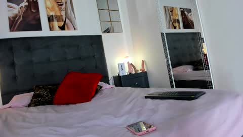 Snapshot of akemirosse chatting on March 2025 07:10:01 AM Akemi online show from March 2025 07:10:01 AM