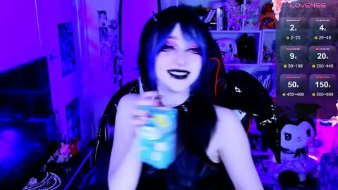 Aki online show from April 2026 12:04:01 AM