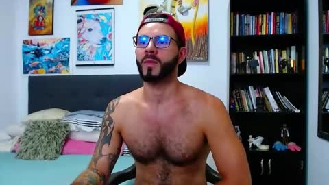 akiles online show from January 2025 01:39:02 AM