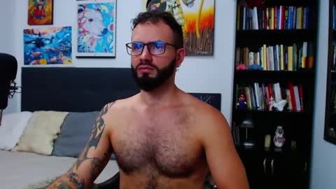 akiles online show from October 2025 10:54:02 PM