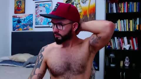 akiles online show from October 2025 10:42:02 PM