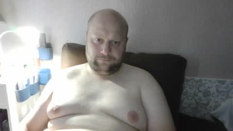 Snapshot of akillerxxl90 chatting on July 2026 05:39:02 PM akillerxxl90 online show from July 2026 05:39:02 PM