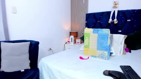 Snapshot of akirafallk_ chatting on December 2025 04:35:02 PM Akira online show from December 2025 04:35:02 PM