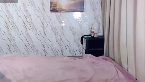 akiragirl_ online show from May 2026 10:58:01 PM