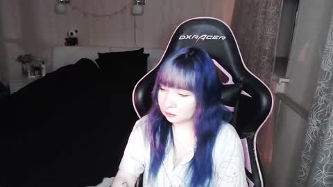 Snapshot of akirahartyx chatting on January 2026 04:01:01 PM akirahartyx online show from January 2026 04:01:01 PM