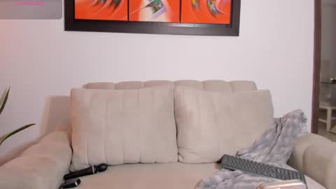 Ana Maria -- online show from November 2025 03:39:01 AM