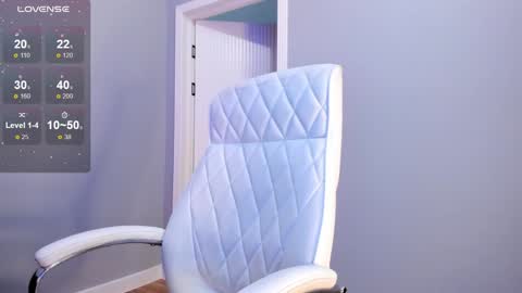 Snapshot of akura_01 chatting on September 2025 04:59:02 AM Akura is here 3 online show from September 2025 04:59:02 AM