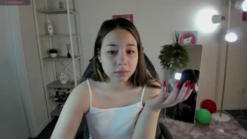 Snapshot of al1ice_moures chatting on December 2025 01:13:02 AM Al1ice online show from December 2025 01:13:02 AM