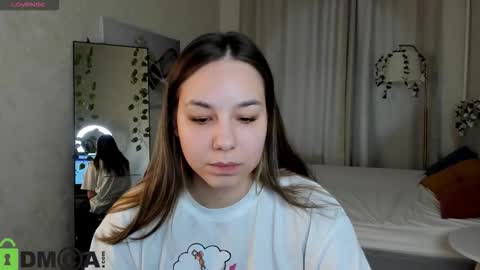 Snapshot of al1ice_moures chatting on February 2026 09:34:01 AM Al1ice online show from February 2026 09:34:01 AM