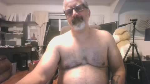 Snapshot of aladdin31673 chatting on January 2026 01:41:02 AM aladdin31673 online show from January 2026 01:41:02 AM