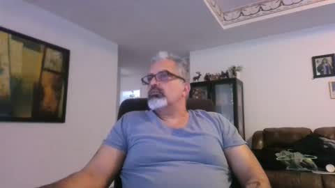 Snapshot of aladdin31673 chatting on April 2026 11:46:02 PM aladdin31673 online show from April 2026 11:46:02 PM