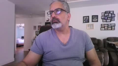 Snapshot of aladdin31673 chatting on May 2026 02:22:01 PM aladdin31673 online show from May 2026 02:22:01 PM
