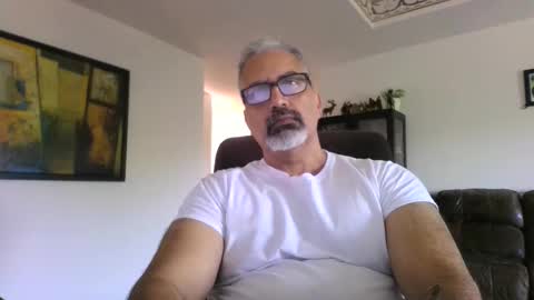 Snapshot of aladdin31673 chatting on May 2026 10:47:01 PM aladdin31673 online show from May 2026 10:47:01 PM