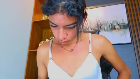 Alahia Rodriguez online show from May 2026 12:21:02 PM