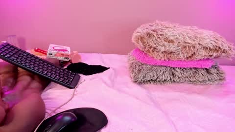 Alahia  online show from January 2025 03:27:01 PM