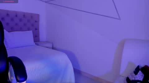 Snapshot of alahiaa1_ chatting on February 2025 12:22:02 PM Alahia online show from February 2025 12:22:02 PM