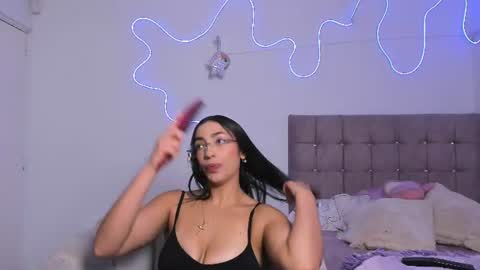 Alaia Alegria online show from July 2026 10:16:02 PM