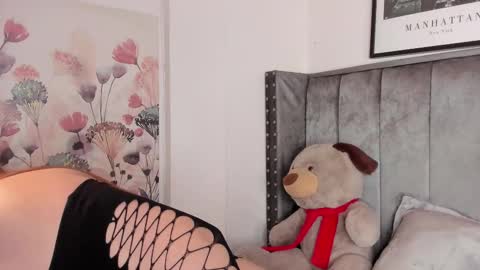 Alaia Carter online show from February 2026 04:44:01 AM