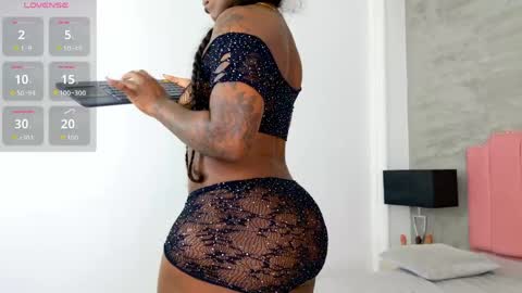 alaia_colins online show from May 2026 01:46:01 AM