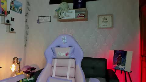 Alaia online show from February 2026 10:17:02 PM