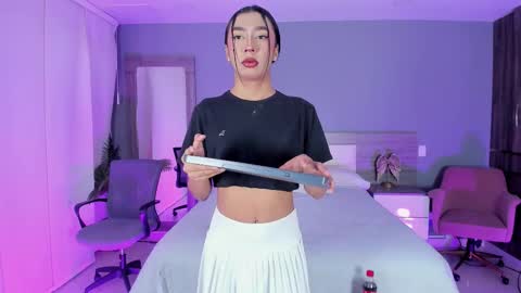 Snapshot of alaiaguerra chatting on November 2025 07:37:01 PM alaiaguerra online show from November 2025 07:37:01 PM