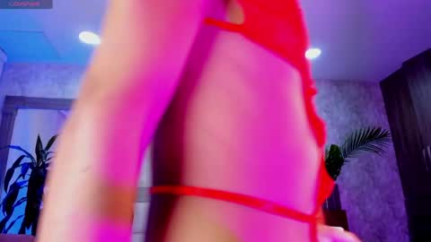 alaiaguerra online show from June 2026 07:47:01 PM