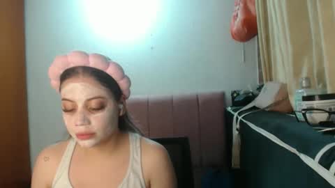 alaina_blessed online show from May 2026 08:49:02 PM