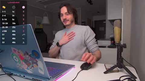 Maxi  online show from February 2025 10:19:01 AM