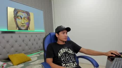 Snapshot of alamgrey_ chatting on October 2025 02:29:01 PM Alam online show from October 2025 02:29:01 PM