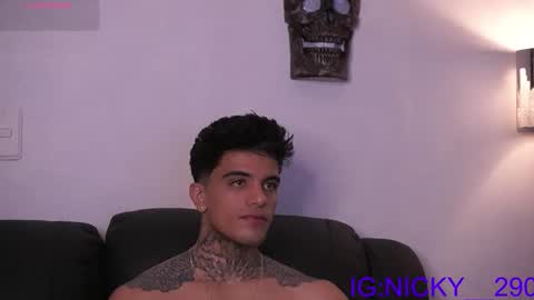 alan_morrys online show from November 2025 12:35:01 AM