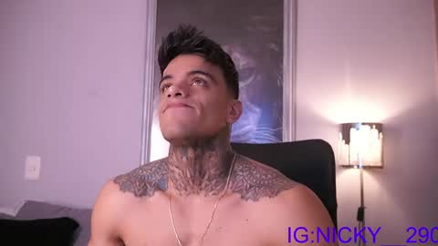 alan_morrys online show from May 2026 07:41:02 PM