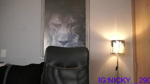 alan_morrys online show from June 2026 12:04:02 AM