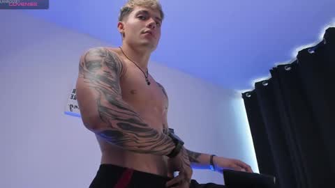 Alan online show from February 2025 09:25:02 PM