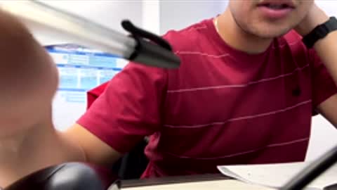 Alan online show from December 2025 07:41:01 PM