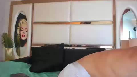 Snapshot of alan_santhos chatting on March 2026 04:18:02 AM ---Alan--- online show from March 2026 04:18:02 AM