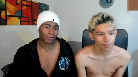 Alan and Criss - WE JUST FRIENDS WITH BENEFITS BOTH VERS online show from February 2025 12:43:01 AM