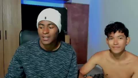 Alan and Criss - WE JUST FRIENDS WITH BENEFITS BOTH VERS online show from July 2026 12:24:01 AM