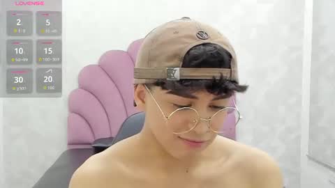 alan_twink12 online show from July 2026 04:37:01 AM