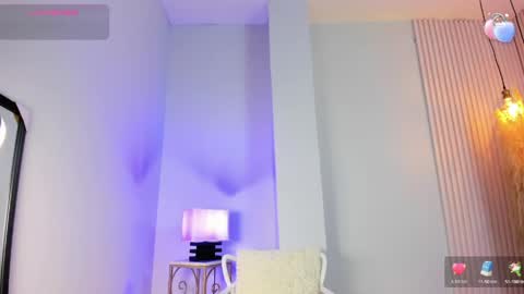 Snapshot of alana__rossetti chatting on May 2026 03:14:02 AM Alana online show from May 2026 03:14:02 AM