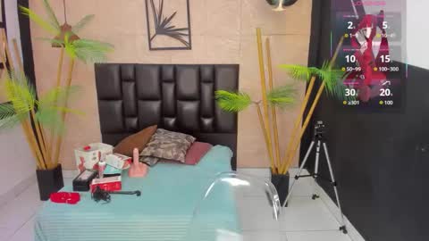 Alana online show from September 2025 12:08:02 PM