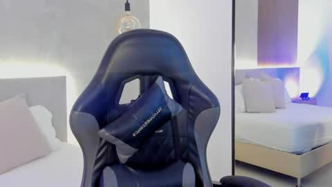 M E L I online show from June 2026 02:28:02 PM