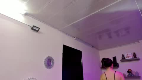 Maeve  online show from February 2025 04:53:01 PM