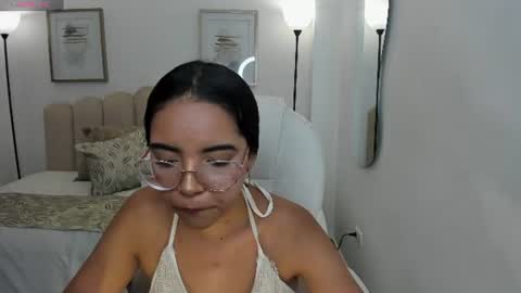 alana  online show from June 2026 07:27:01 PM